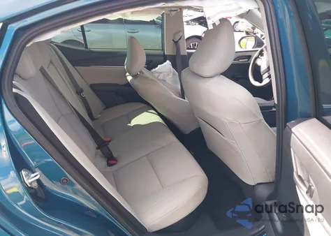 2025 Toyota Camry Xle z USA, uszkodzony, nr VIN 4T1DAACK7SU650386